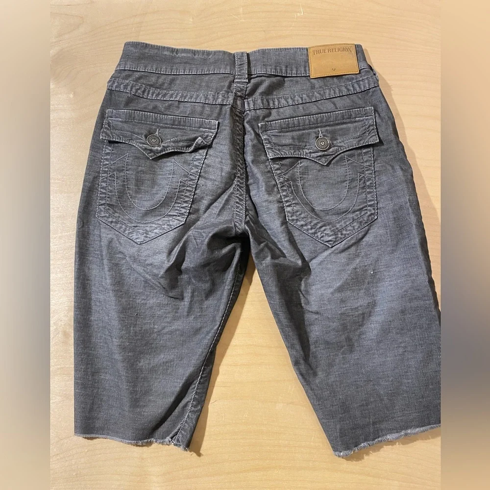 True Religion Ricky Relaxed Straight Corduroy Shorts Size 30 (LQ)